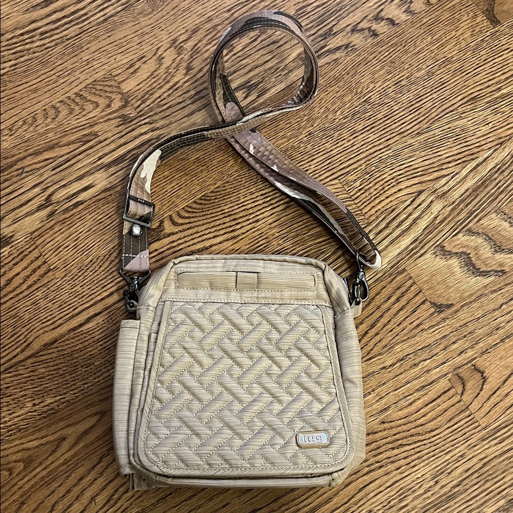Lug Quilted Crossbody Bag in Beige - Picture 3 of 7